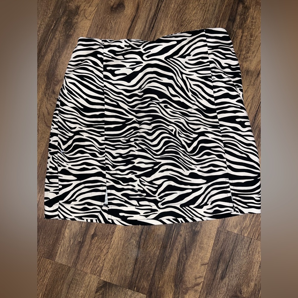 Zebra print mini skirt